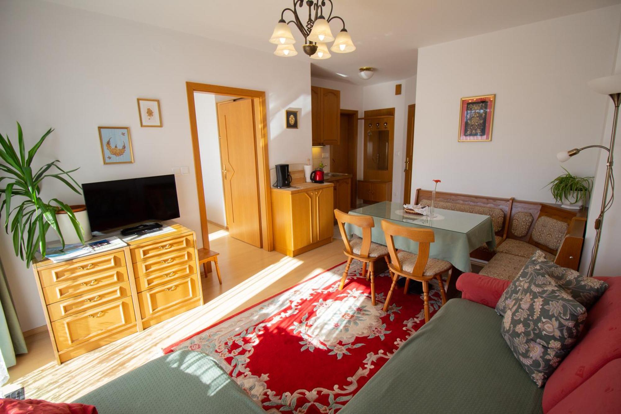 Garden Apartments Jansa Radovljica Oda fotoğraf