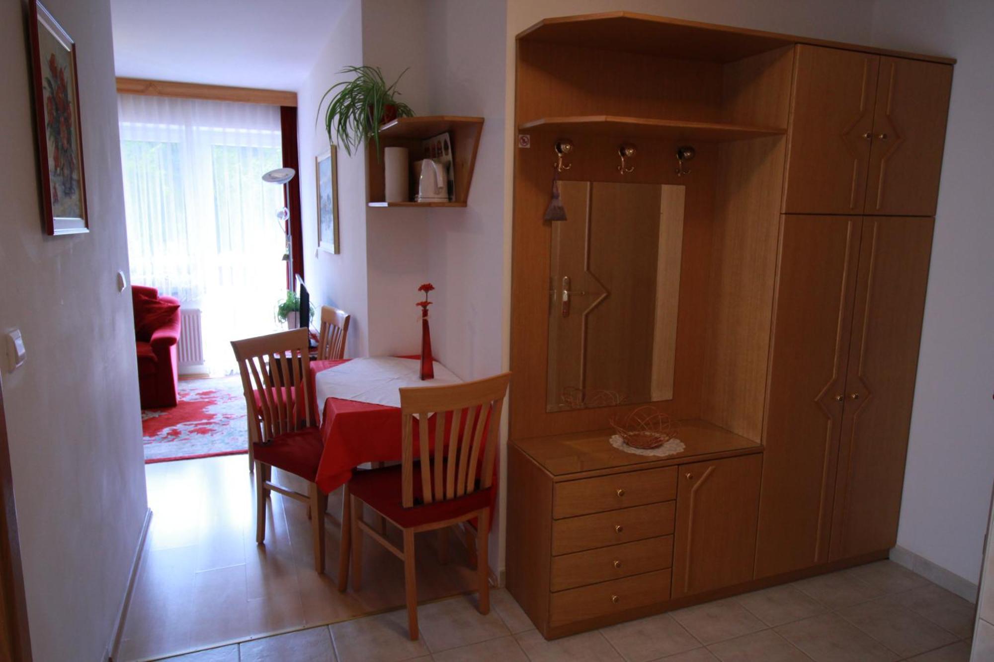 Garden Apartments Jansa Radovljica Oda fotoğraf